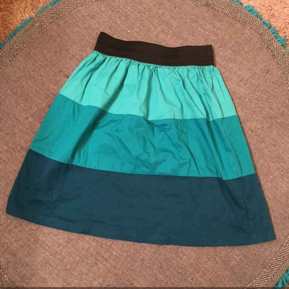 Colorblock Skirt - Picture 3 of 4